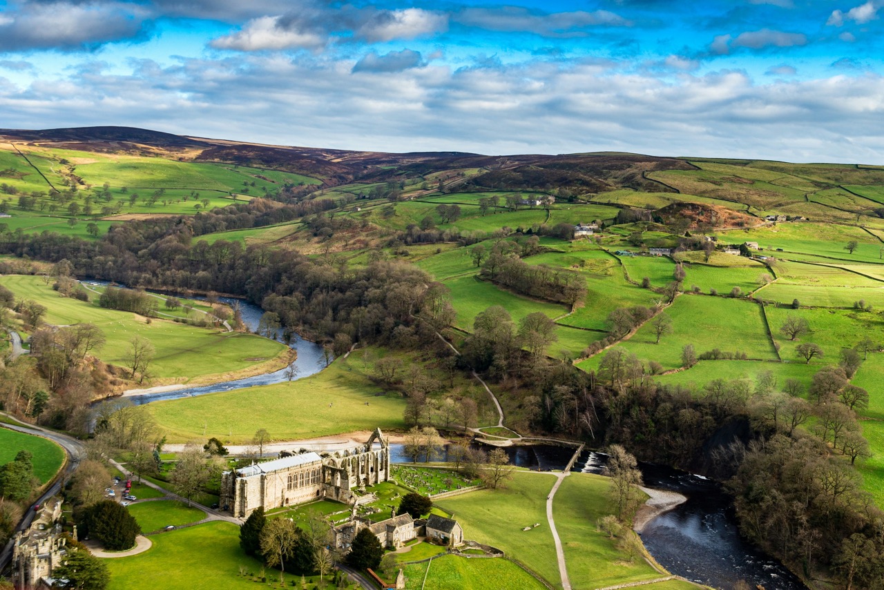 Helicopter flight over picture of Bolton Abbey in Skipton, UK